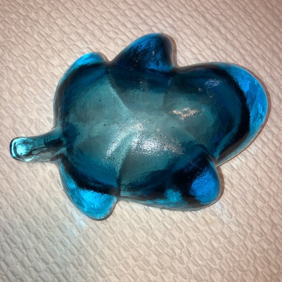 VINTAGE Mid Century Art Glass Turquoise  Ashtray 9” Long6” Wide 2.5 Tall $50.00 - Picture 7 of 8